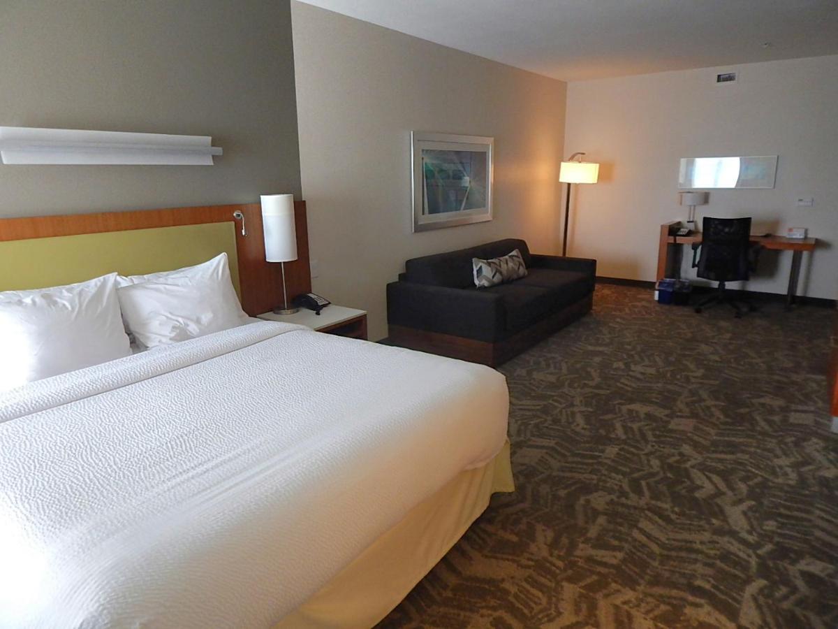 Springhill By Marriott Hotel